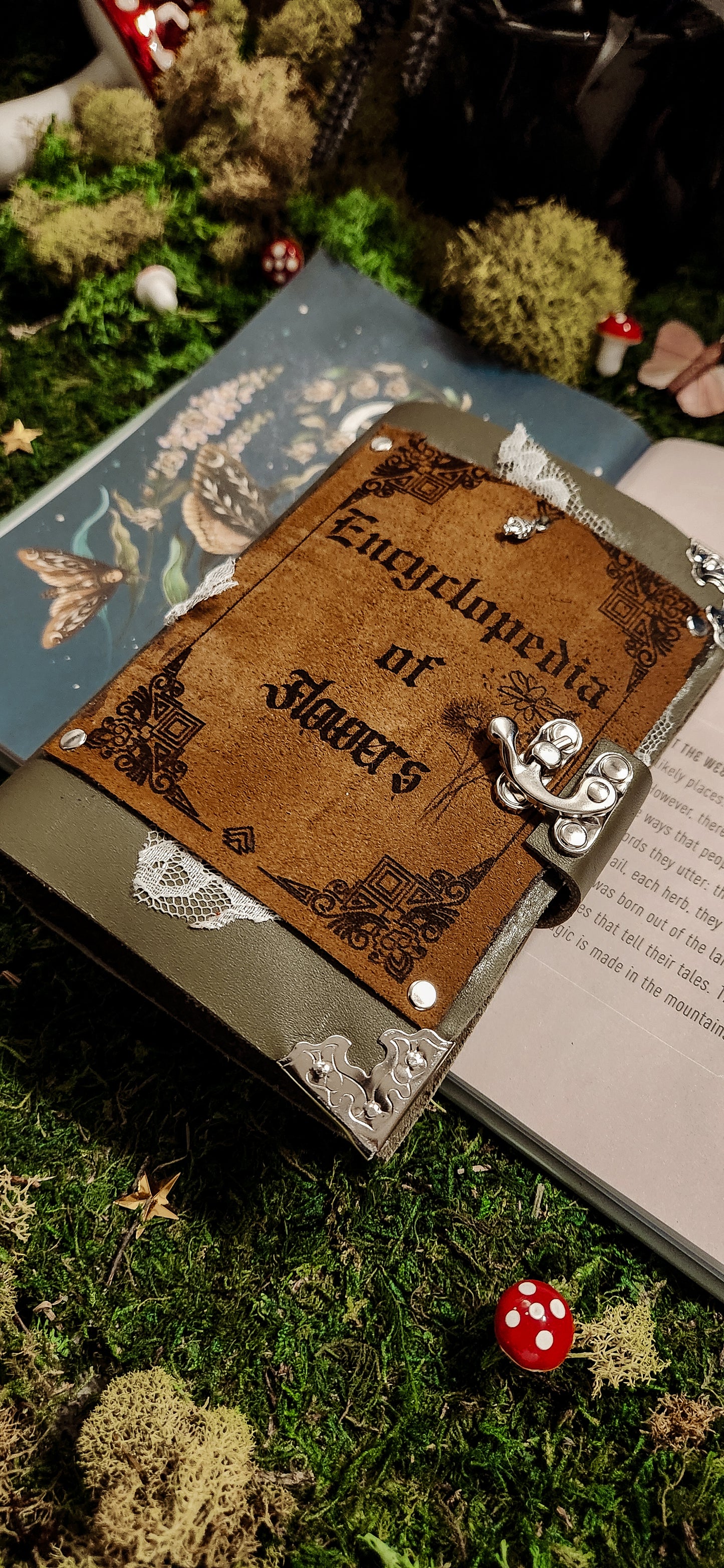 Encyclopedia of flowers leather journal