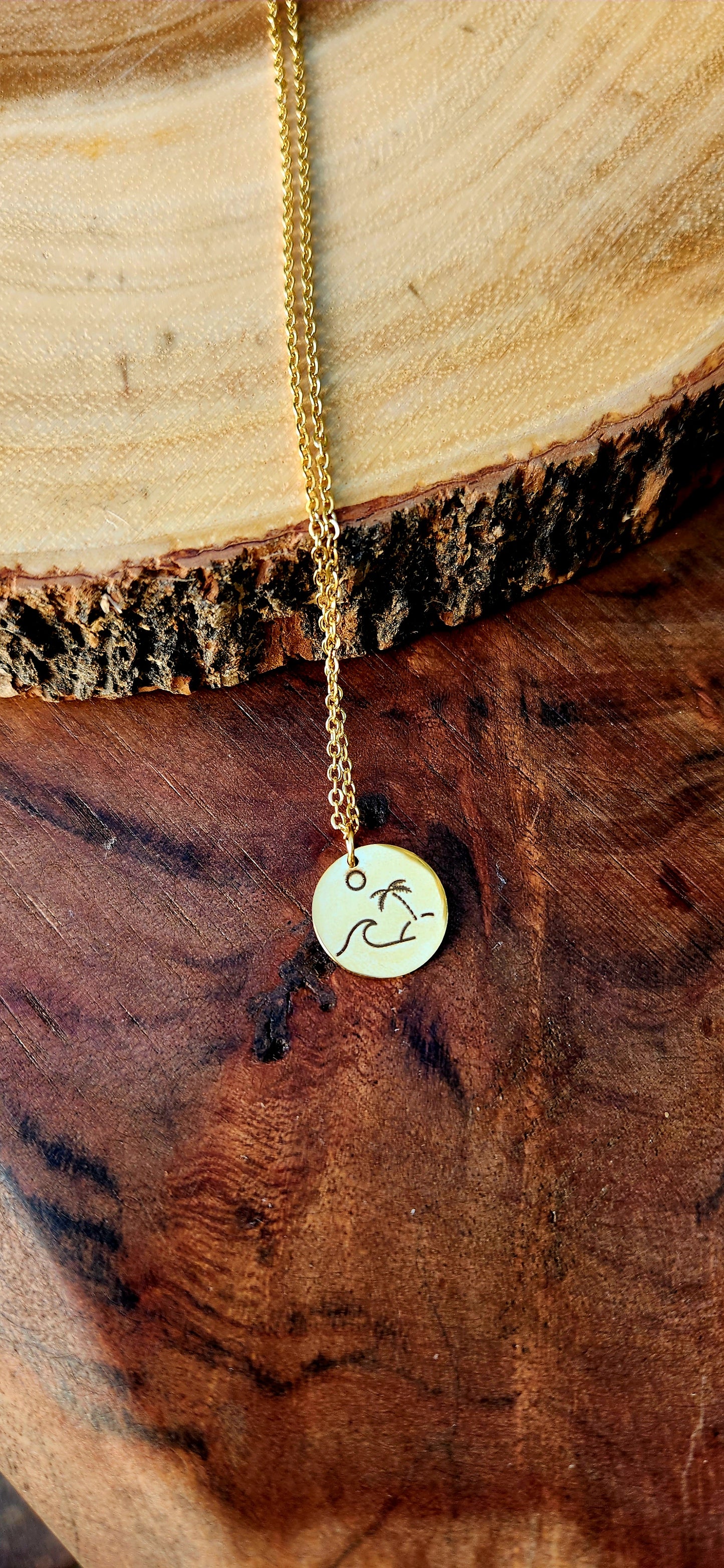 Ocean wave necklace