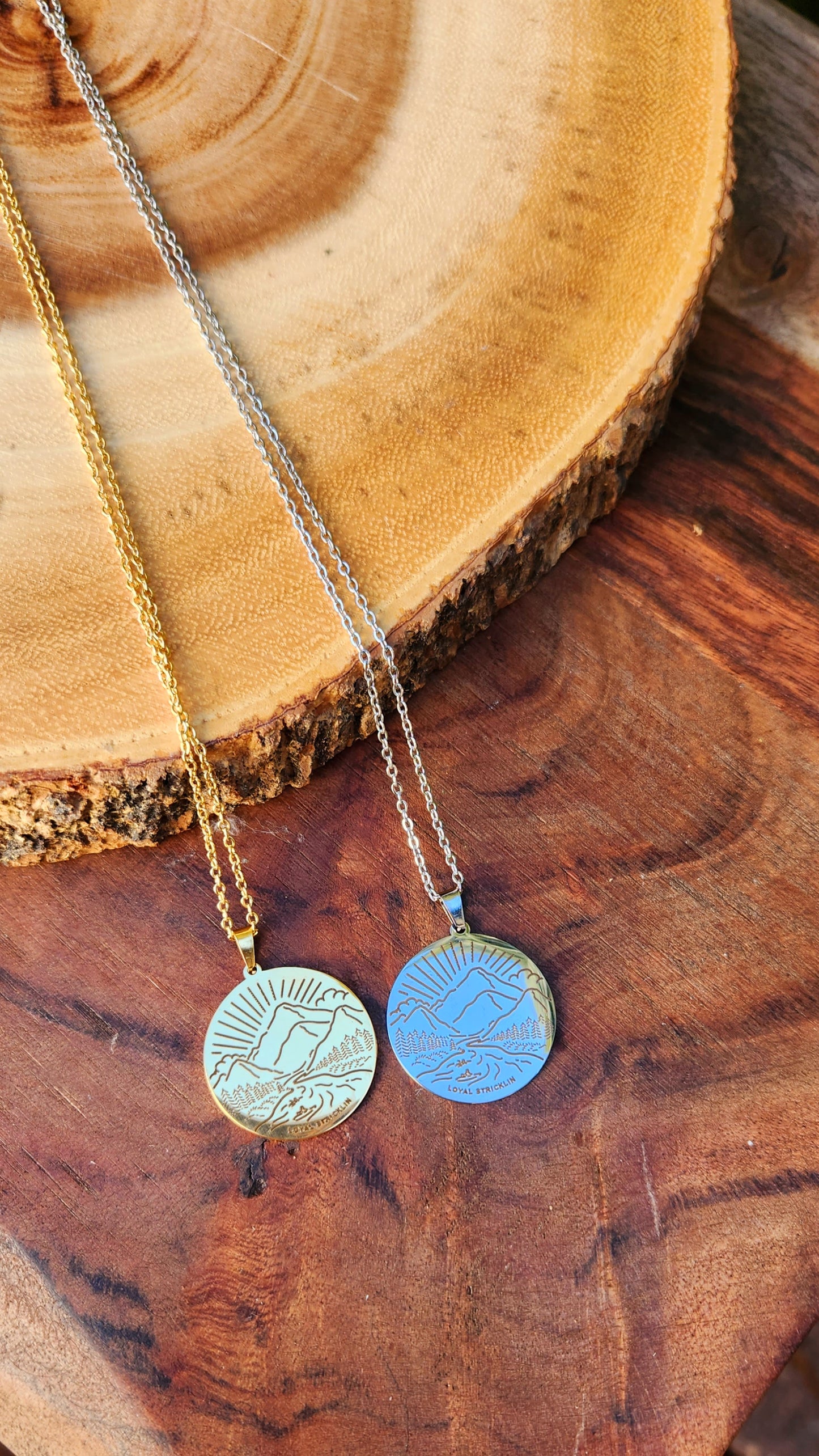 The mountains river necklace