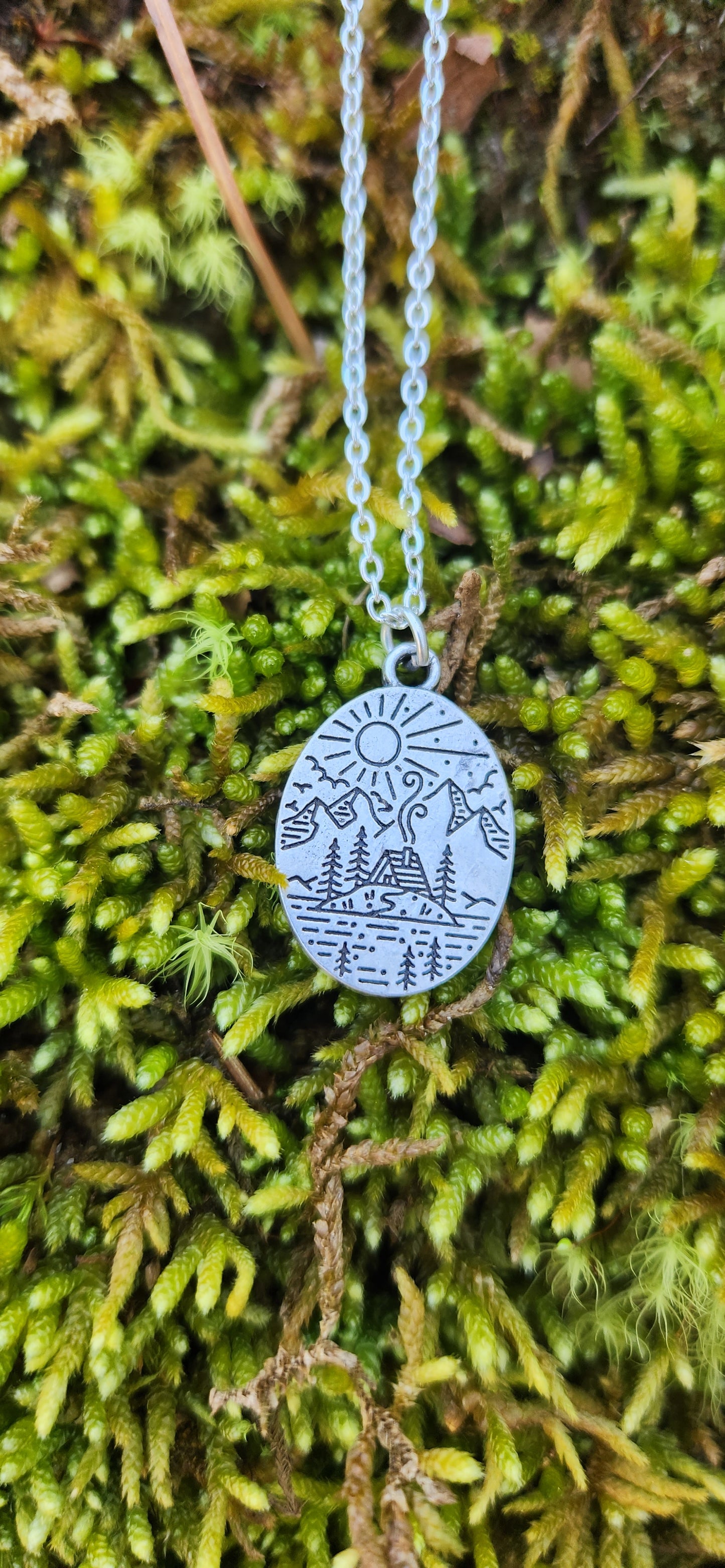 Campsite oval necklace