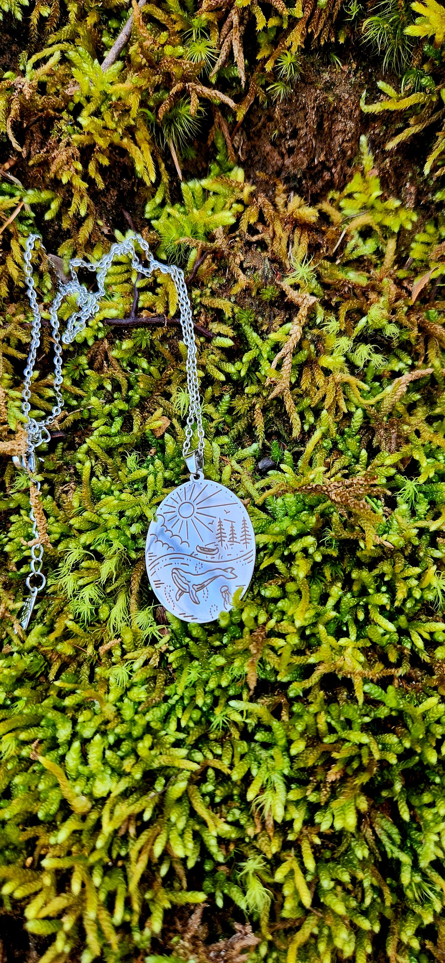 Whale necklace