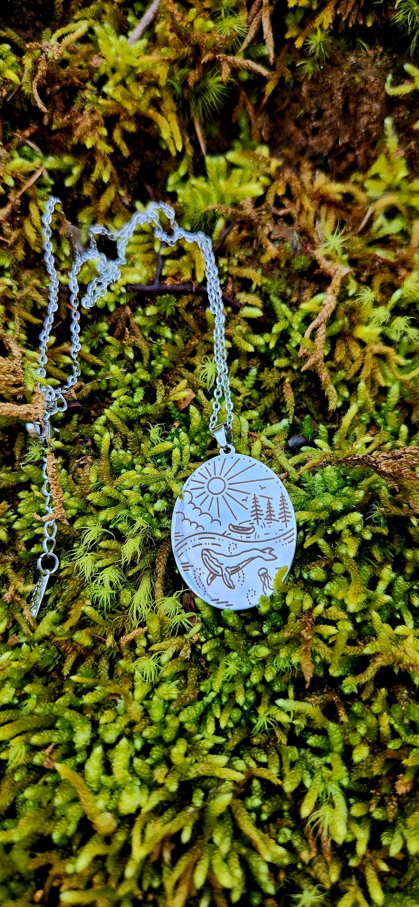 Whale necklace