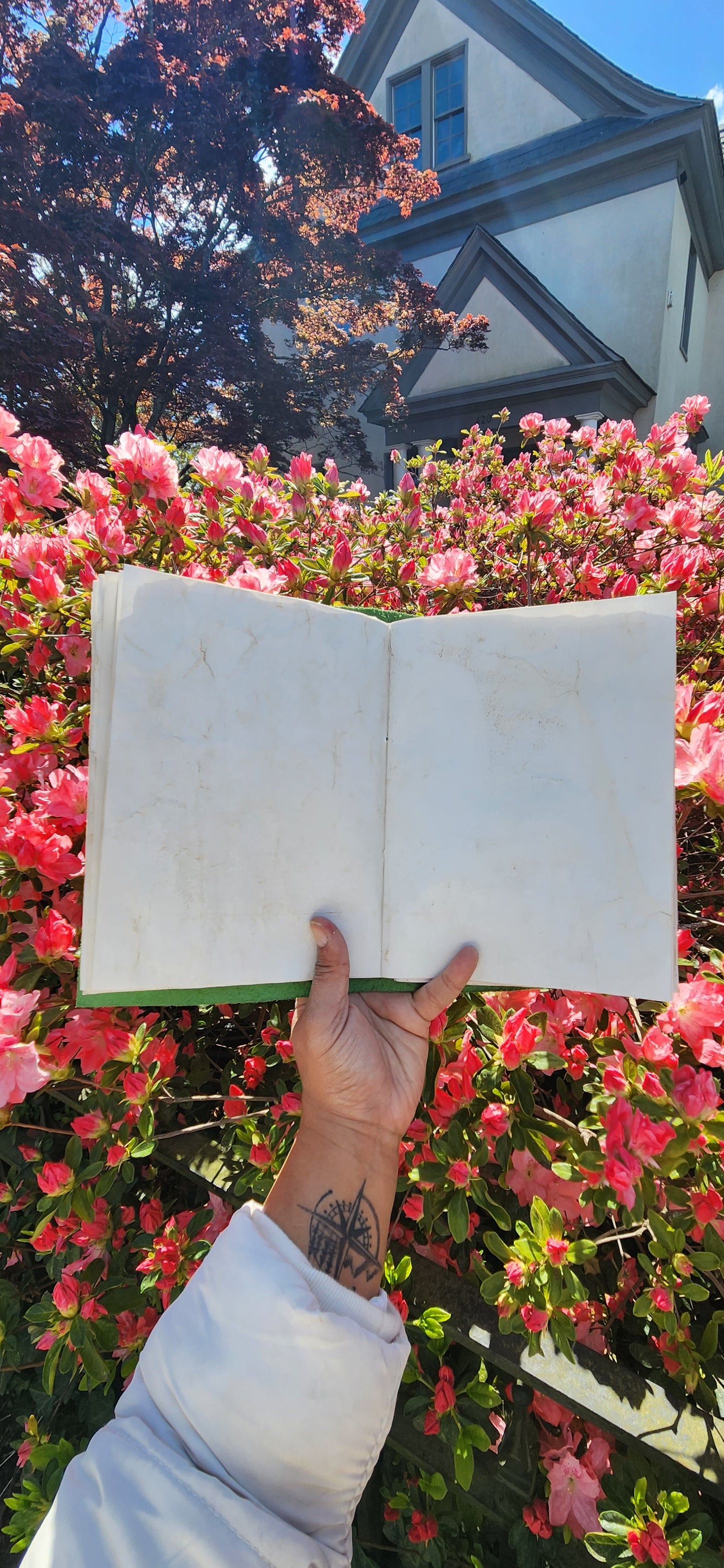 Antiqued leather sketchbook journal