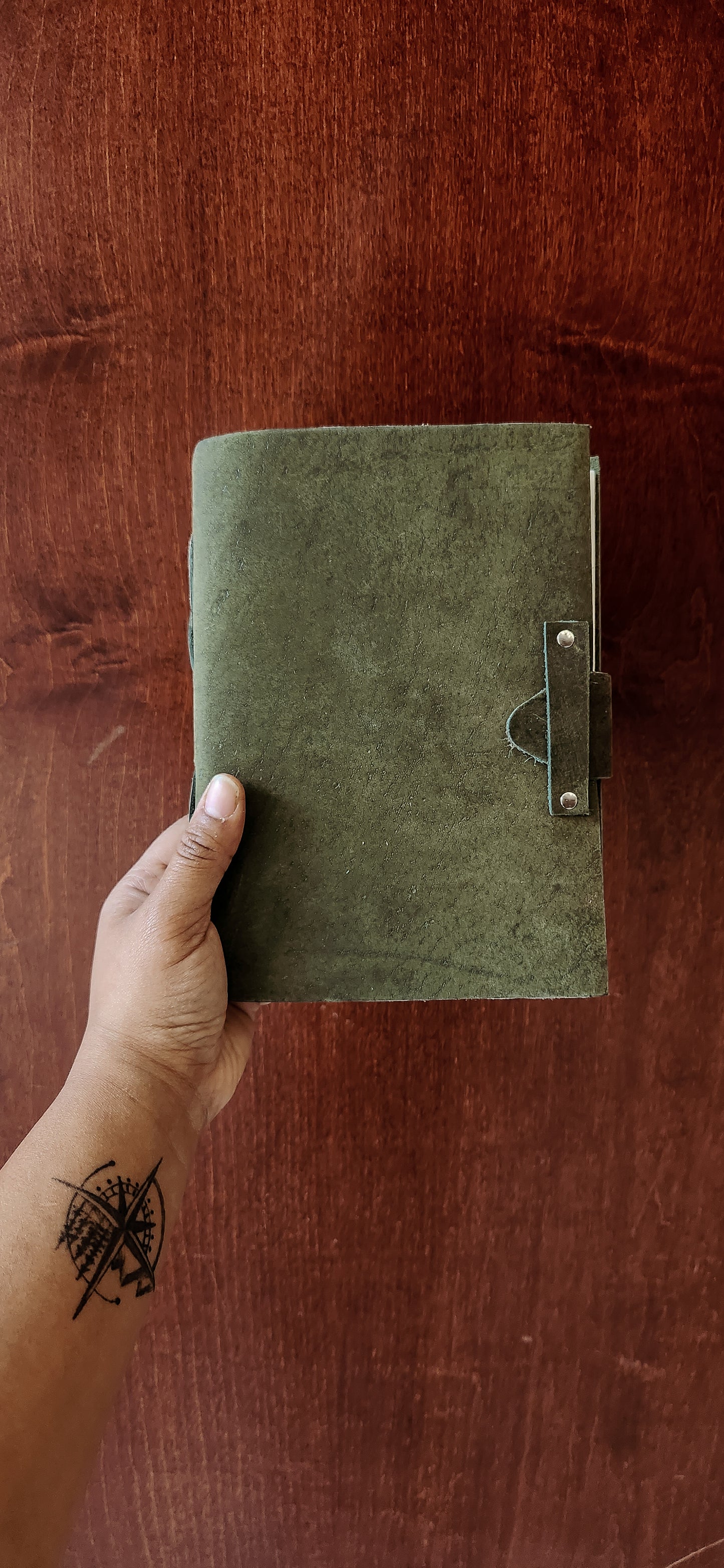 Belt latch leather journal